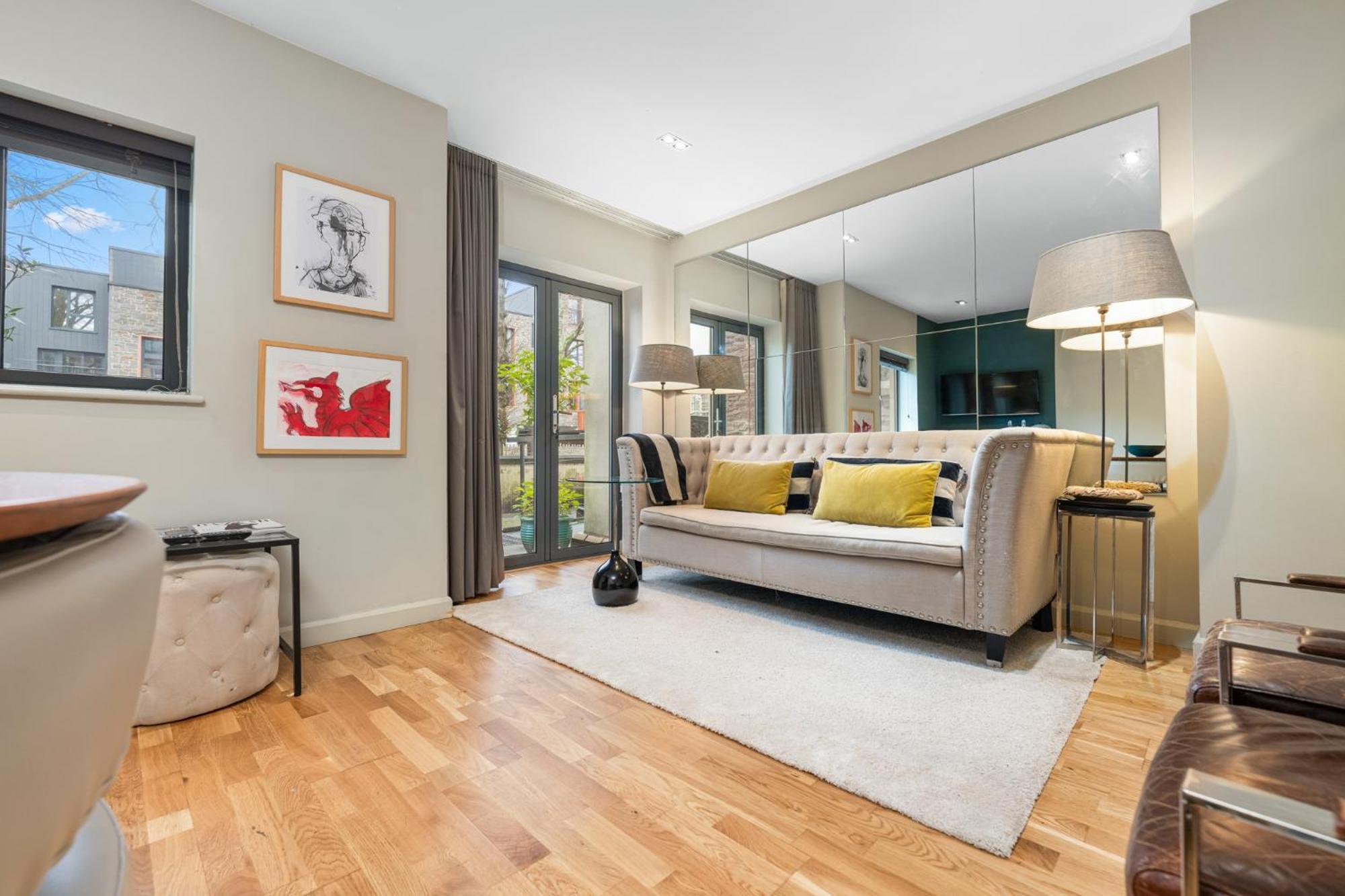 Sophia Gardens Apartment คาร์ดิฟฟ์ ภายนอก รูปภาพ