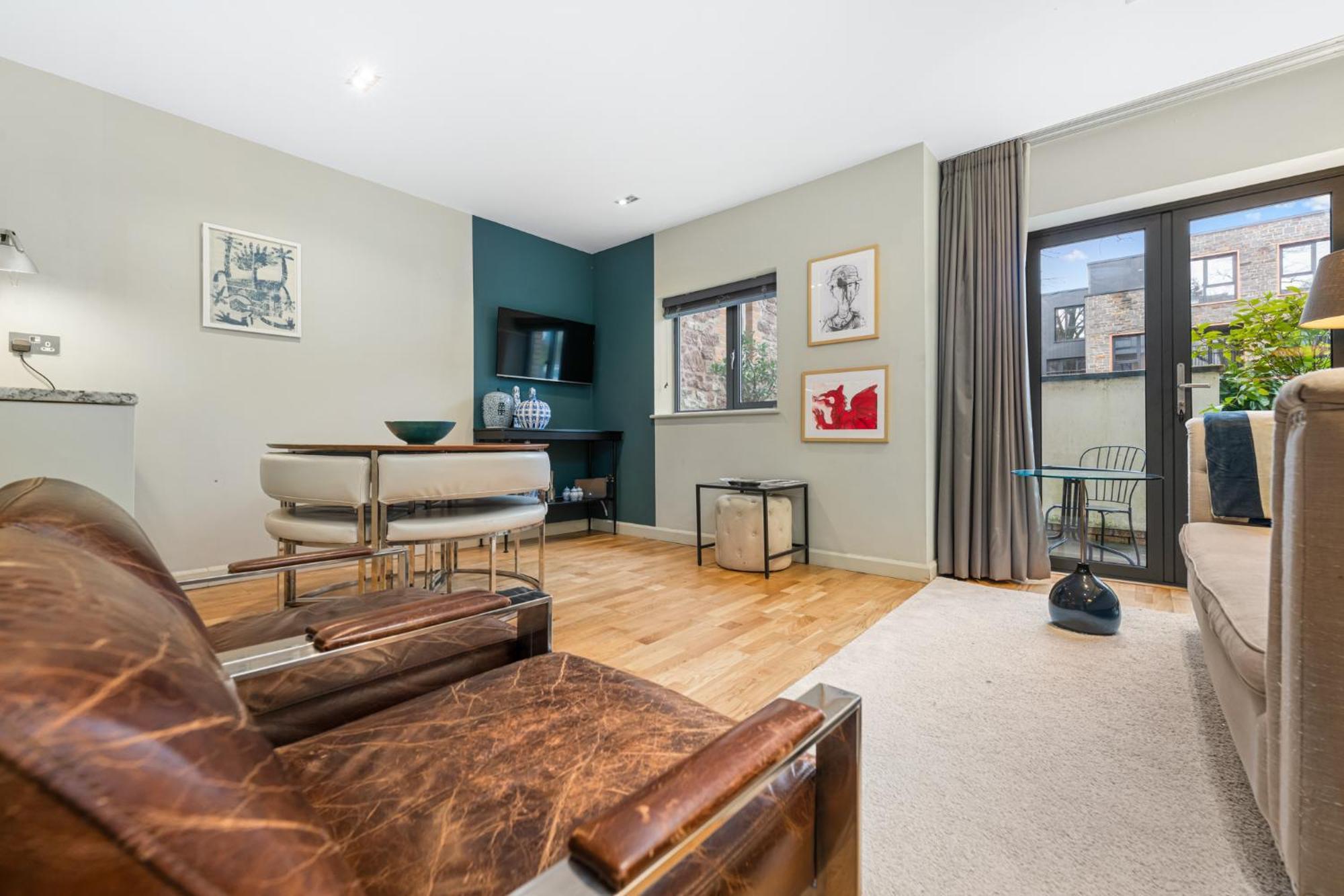 Sophia Gardens Apartment คาร์ดิฟฟ์ ภายนอก รูปภาพ